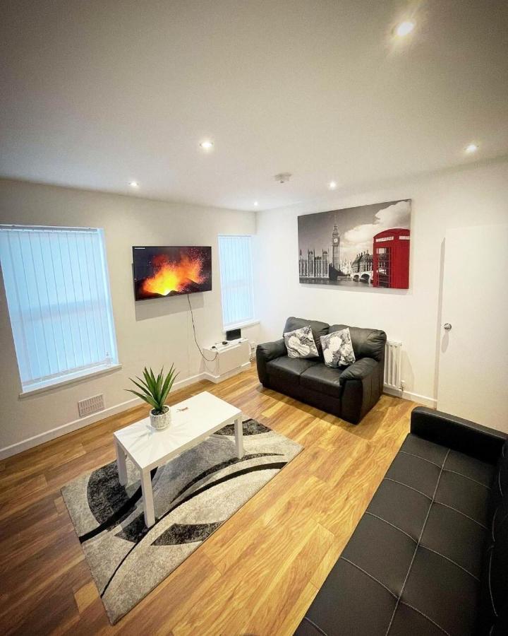 Ak Serviced Apartments - Exclusive Two-Bedroom Apartment Cardiff Exterior photo